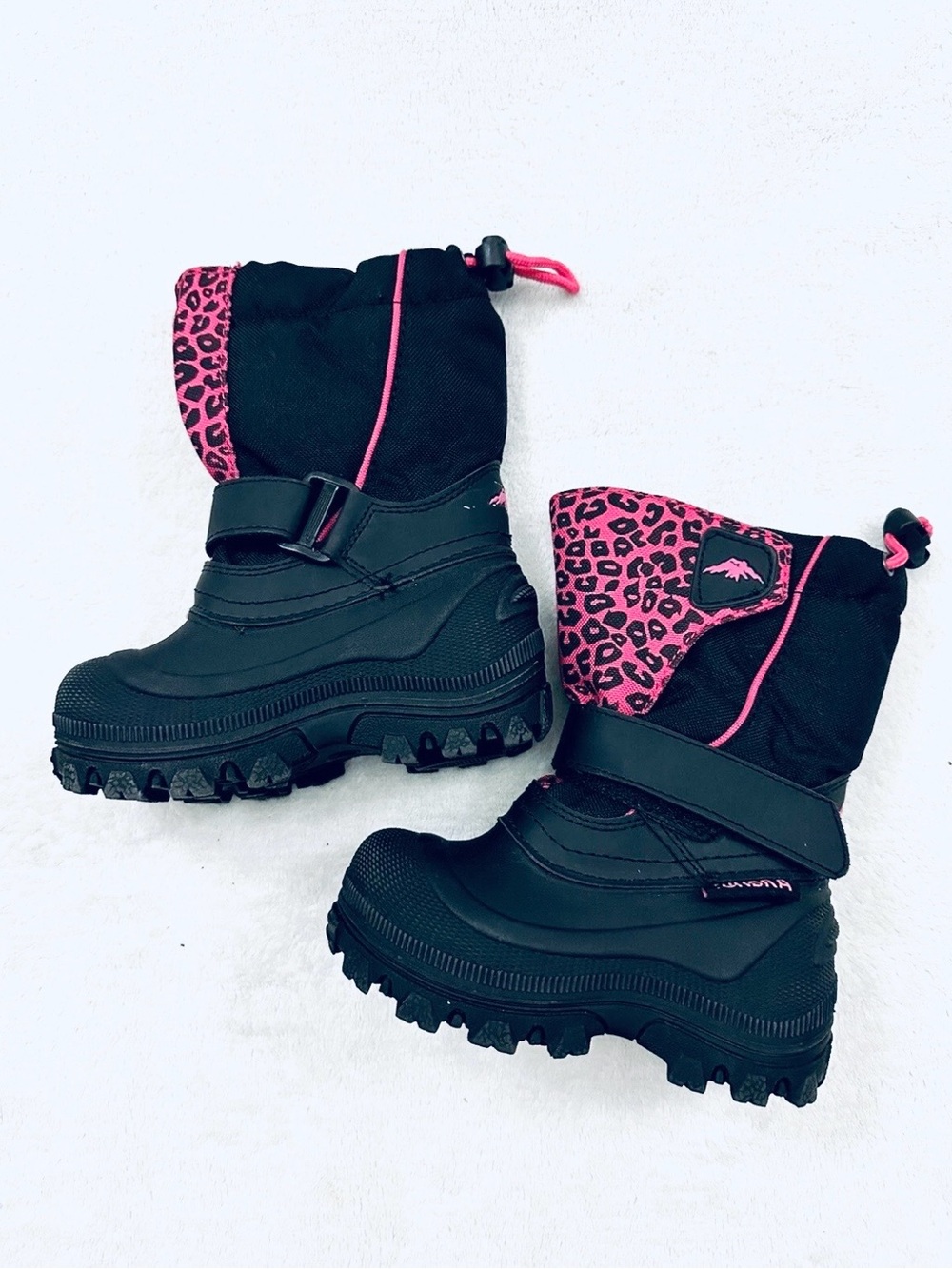 Tundra Girls Snow Boots Size US 7 Excellent Condition